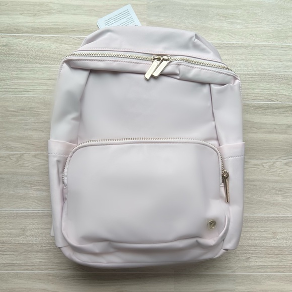 Lululemon Everywhere Backpack Small 11.5L Blissful Pink Gold Hardware NWT - Picture 2 of 6